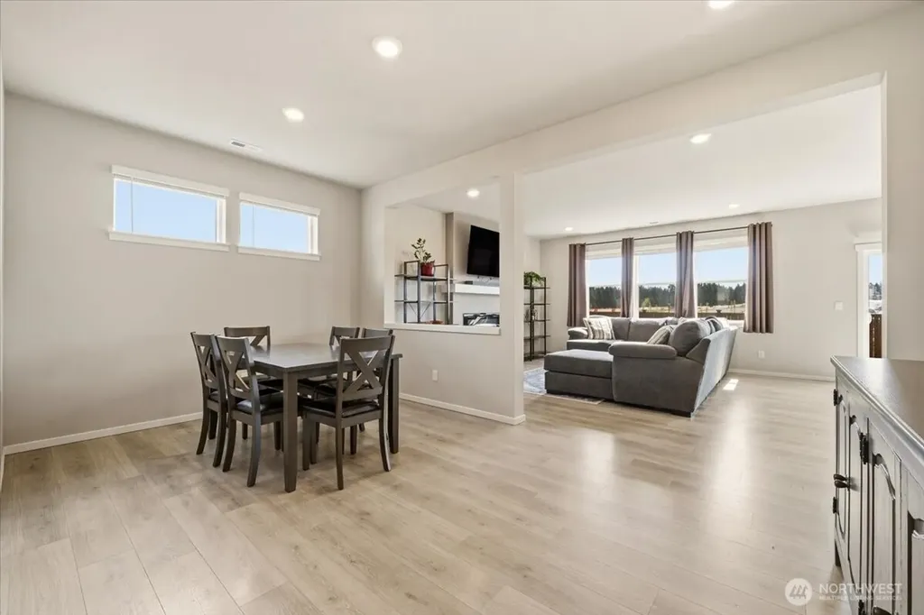 1106 SW Pendleton Way Port Orchard WA 98367