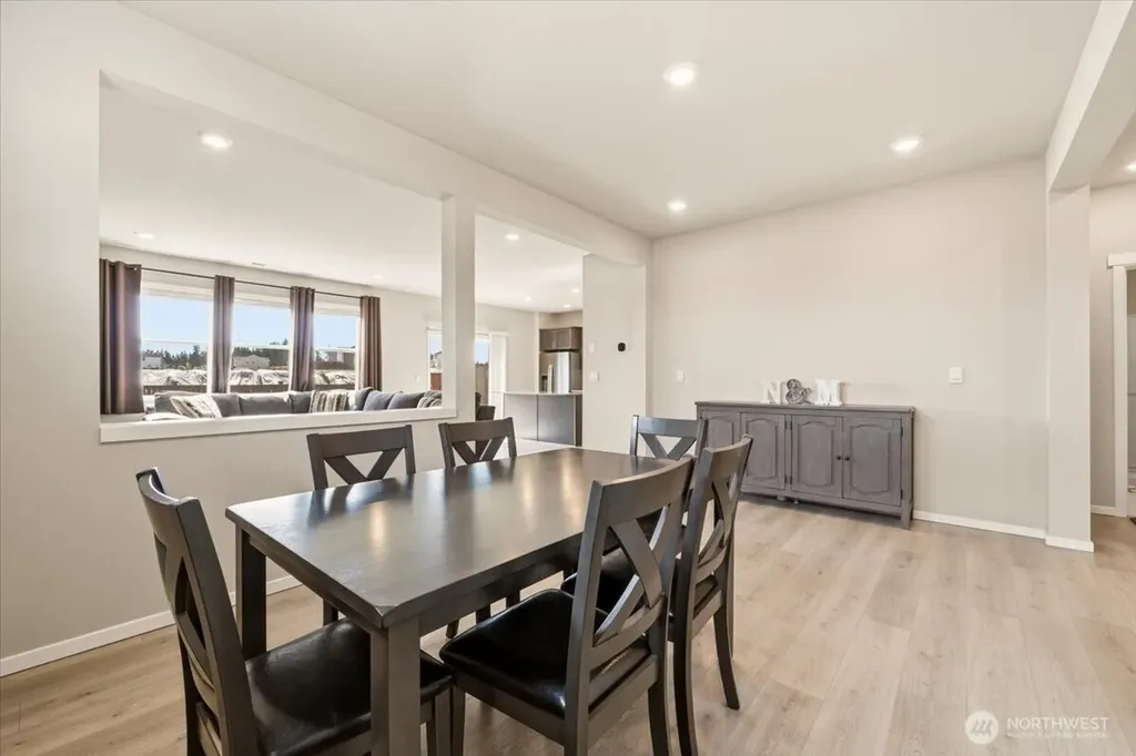 1106 SW Pendleton Way Port Orchard WA 98367