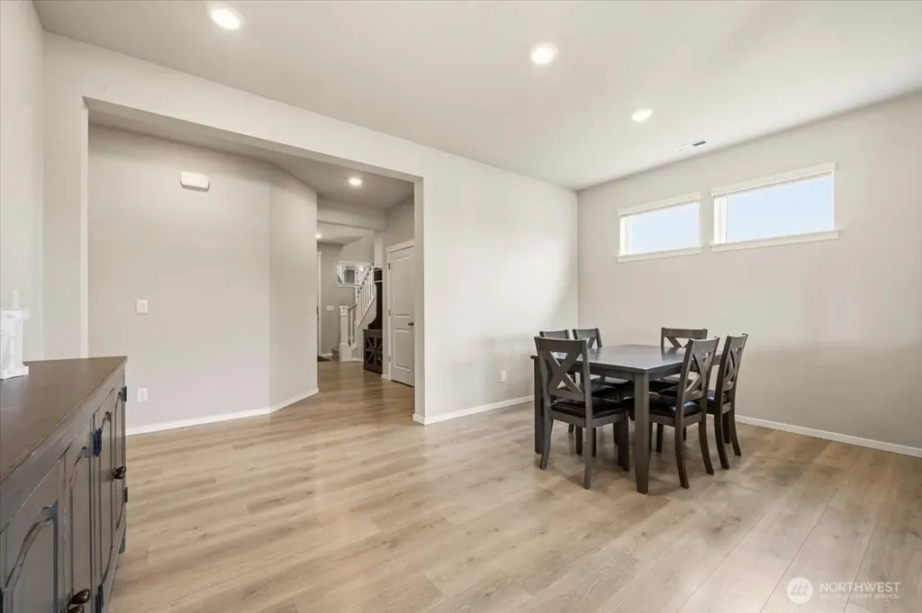 1106 SW Pendleton Way Port Orchard WA 98367