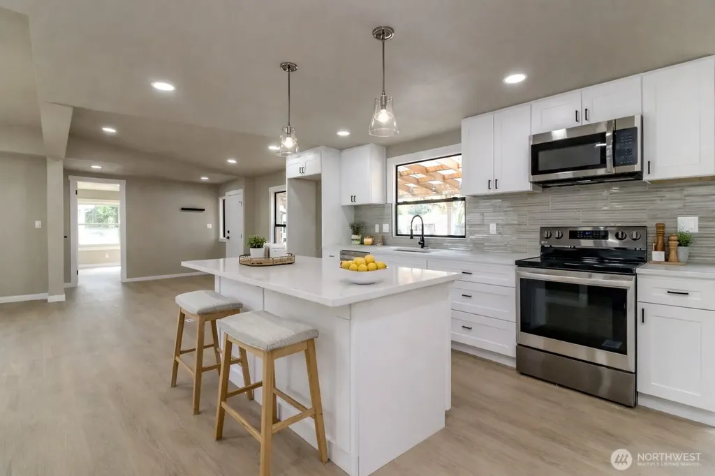 1111 Archwood Drive SW Olympia WA 98502