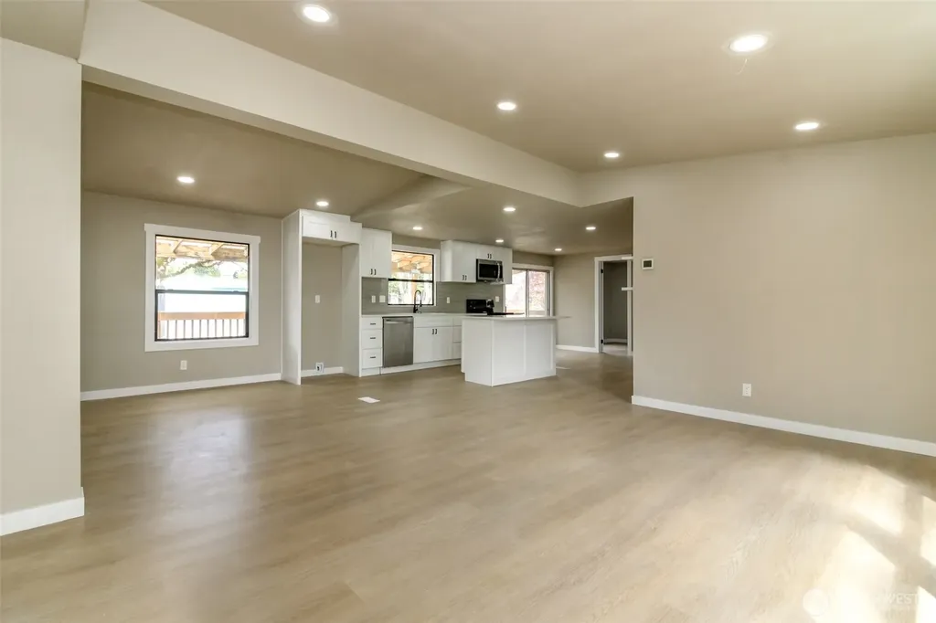 1111 Archwood Drive SW Olympia WA 98502
