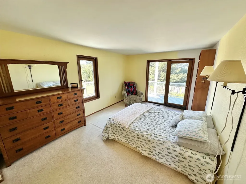 271 Sand Dune Avenue NW Ocean Shores WA 98569