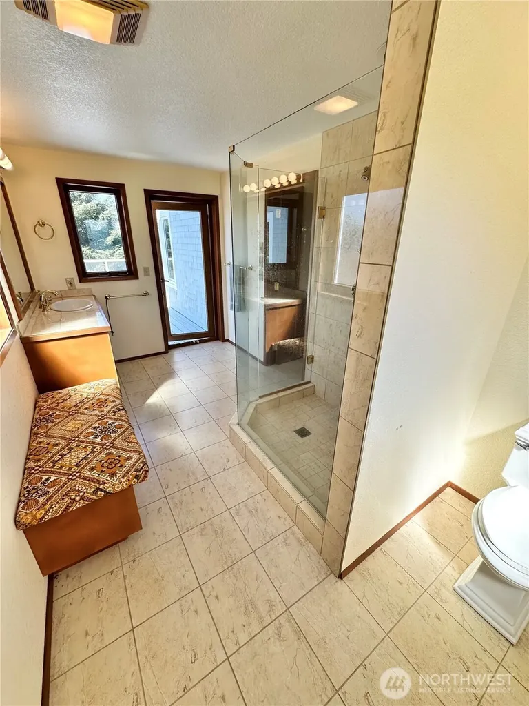 271 Sand Dune Avenue NW Ocean Shores WA 98569