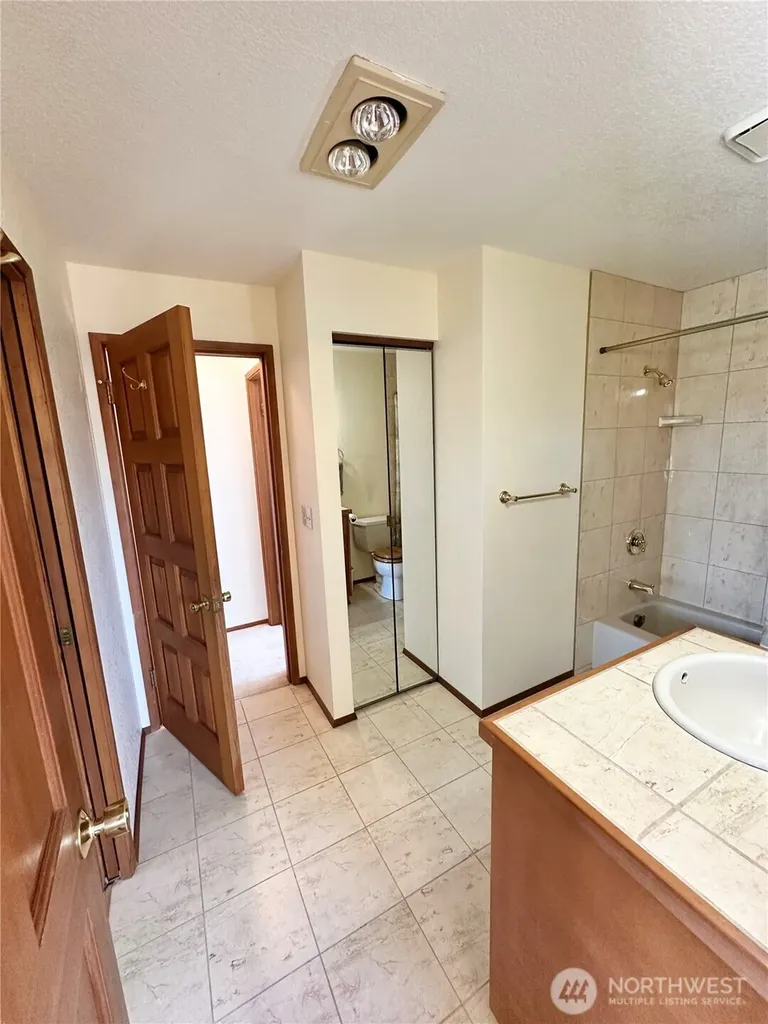 271 Sand Dune Avenue NW Ocean Shores WA 98569