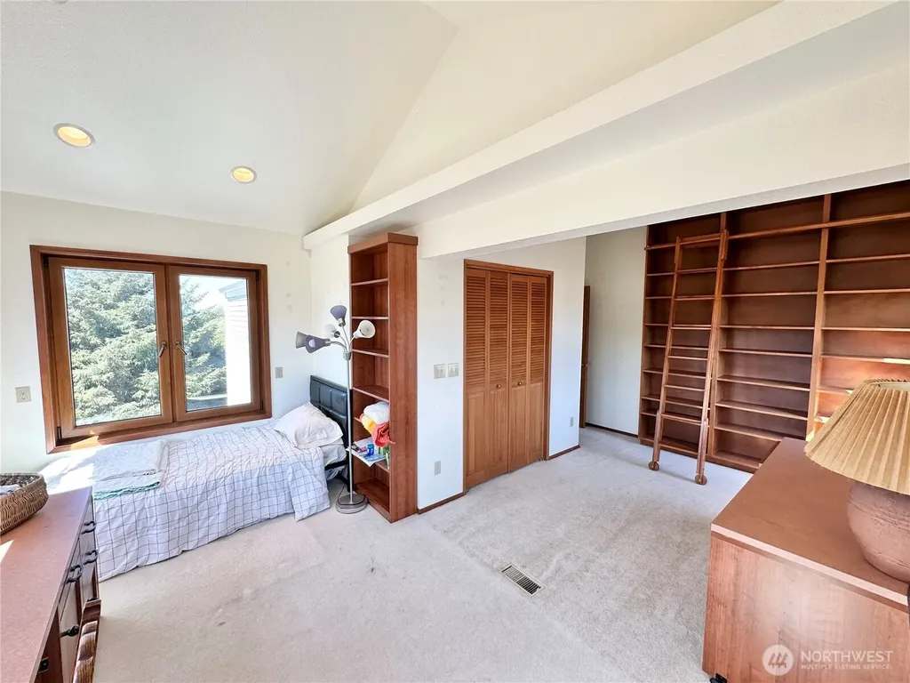 271 Sand Dune Avenue NW Ocean Shores WA 98569