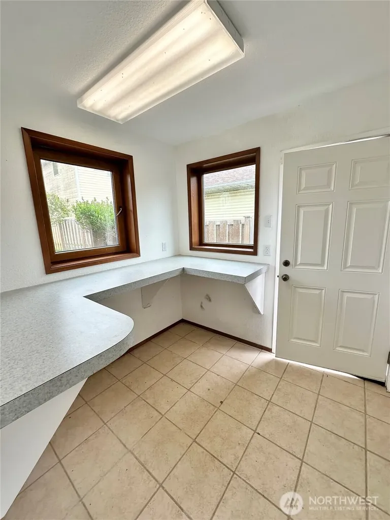 271 Sand Dune Avenue NW Ocean Shores WA 98569