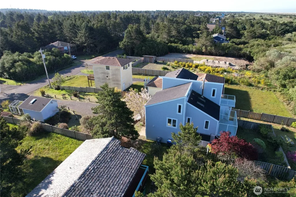 271 Sand Dune Avenue NW Ocean Shores WA 98569