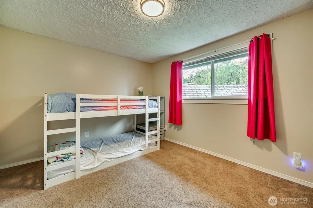 107 NW 102nd Street Vancouver WA 98685