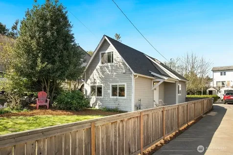 3710 SW 106th Street Seattle WA 98146