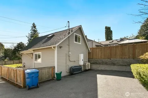 3710 SW 106th Street Seattle WA 98146