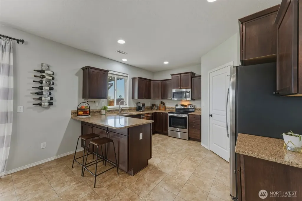 1470 SW Greeley College Place WA 99324