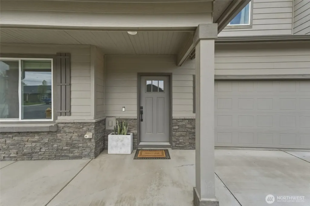 1470 SW Greeley College Place WA 99324