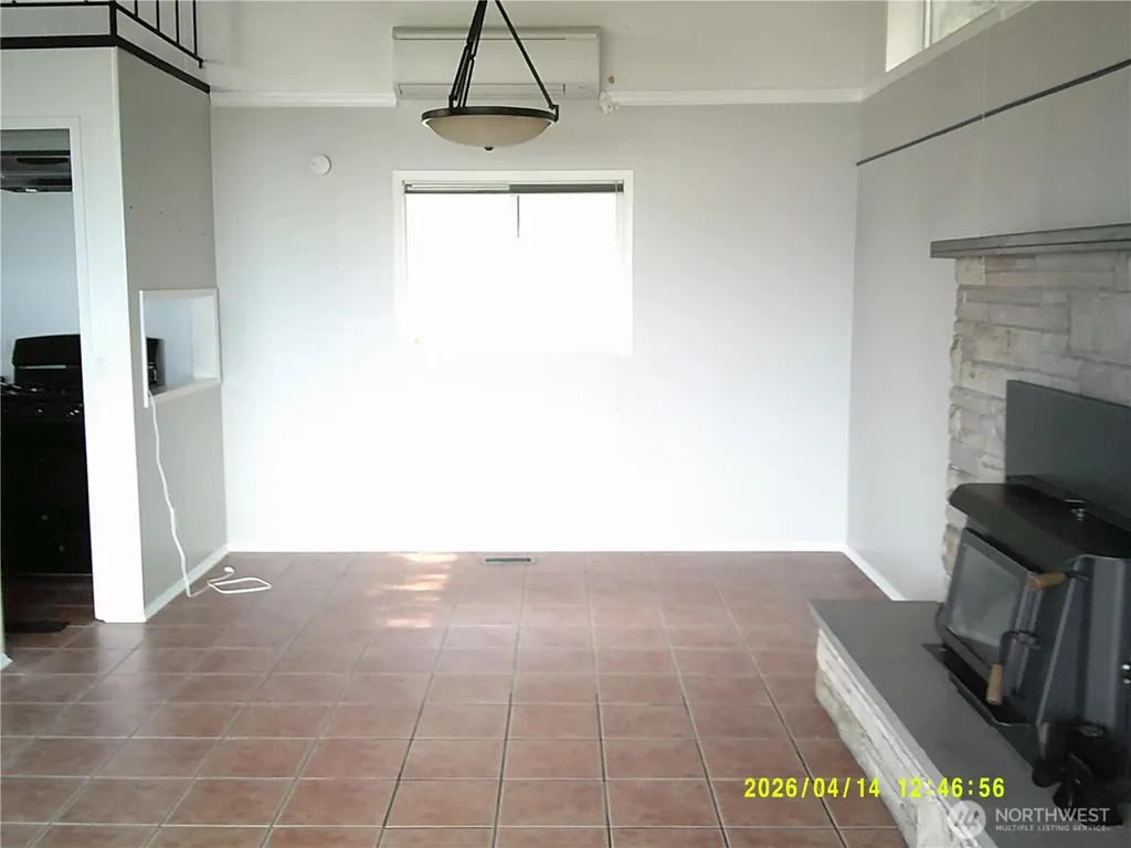 562 Pebble Beach Drive Oak Harbor WA 98239