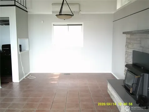 562 Pebble Beach Drive Oak Harbor WA 98239