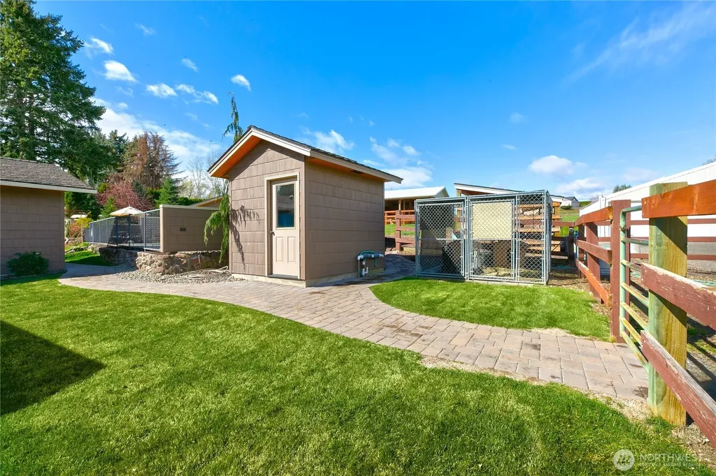 160 Horseshoe Lane Selah WA 98942