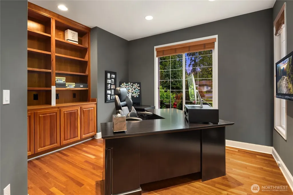 10444 SE 22nd Street Bellevue WA 98004