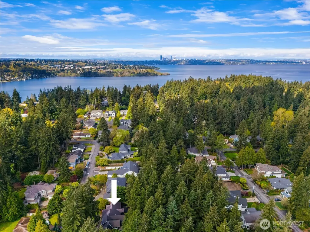 10444 SE 22nd Street Bellevue WA 98004