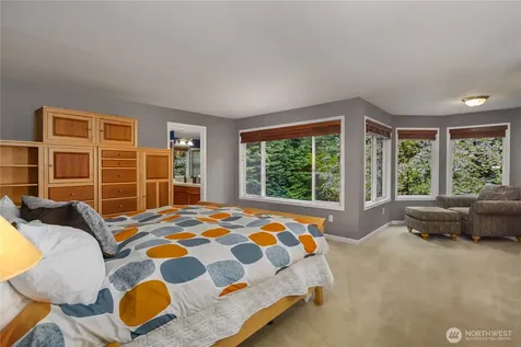 10444 SE 22nd Street Bellevue WA 98004