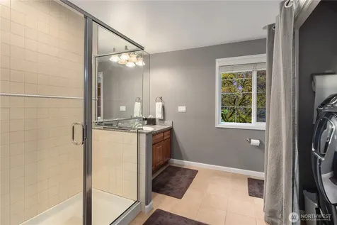 10444 SE 22nd Street Bellevue WA 98004