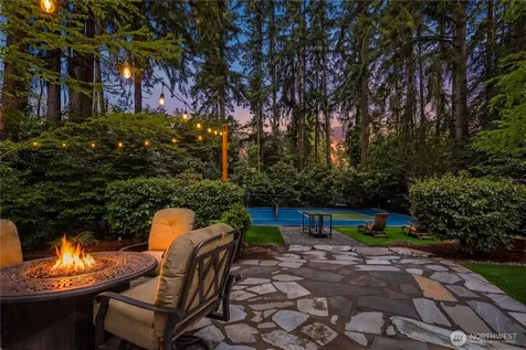 10444 SE 22nd Street Bellevue WA 98004