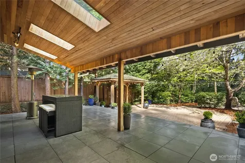 10444 SE 22nd Street Bellevue WA 98004