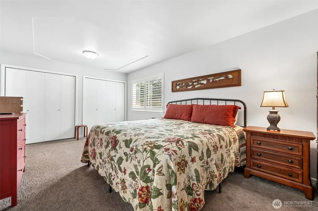 10149 Albany Park Lane SW Rochester WA 98579