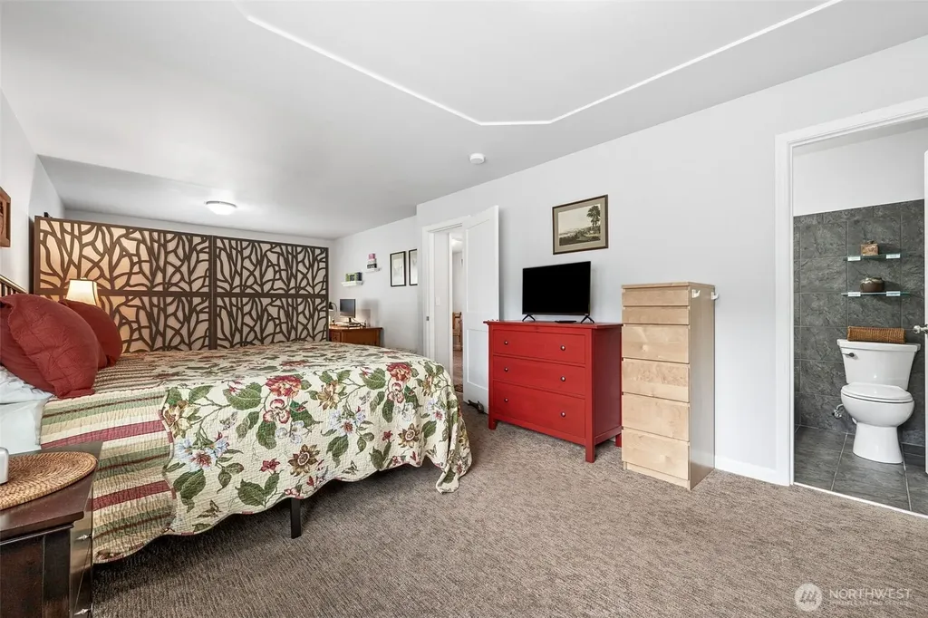 10149 Albany Park Lane SW Rochester WA 98579