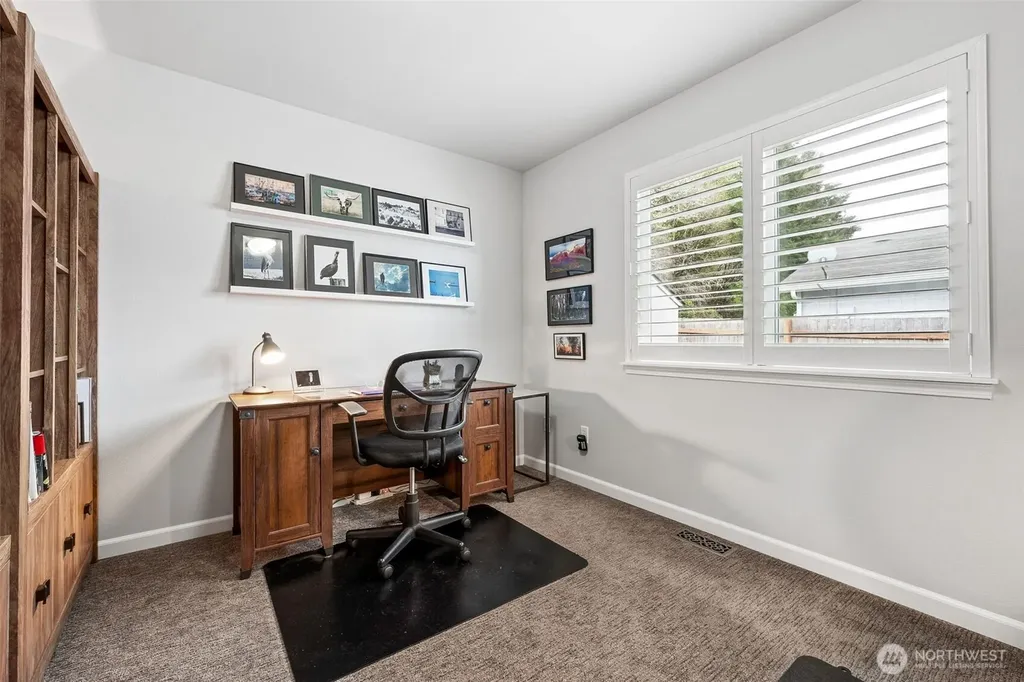 10149 Albany Park Lane SW Rochester WA 98579
