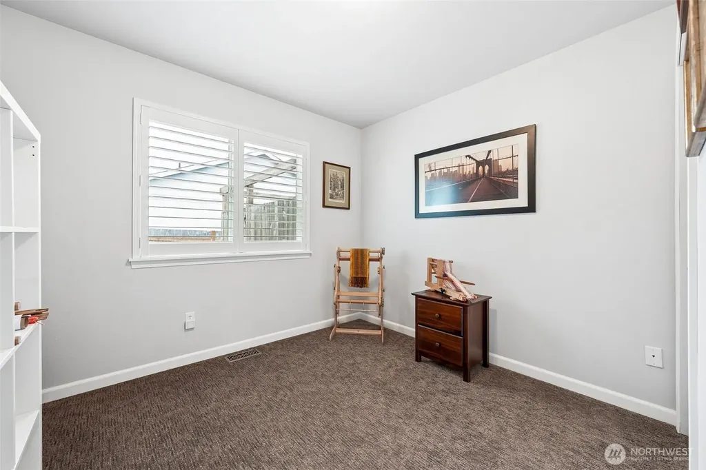 10149 Albany Park Lane SW Rochester WA 98579