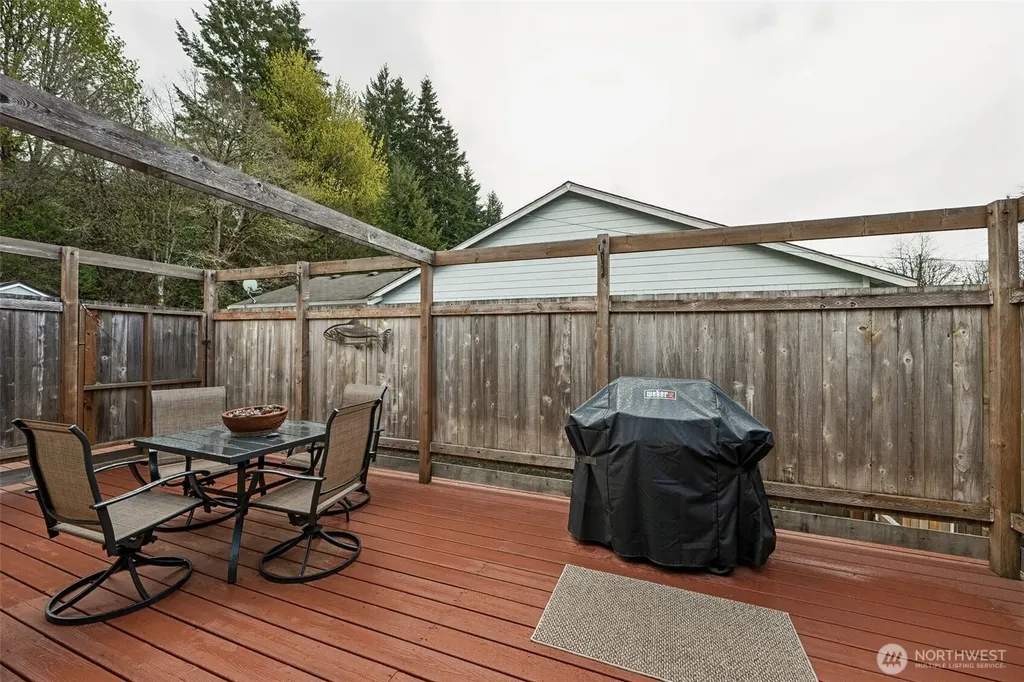 10149 Albany Park Lane SW Rochester WA 98579