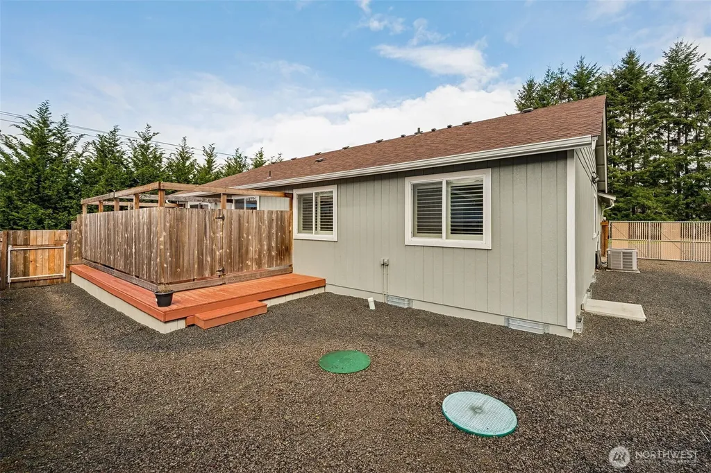 10149 Albany Park Lane SW Rochester WA 98579
