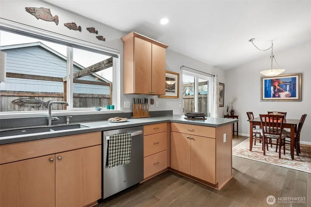 10149 Albany Park Lane SW Rochester WA 98579