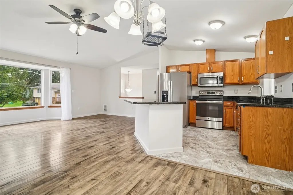 20414 Larita Drive E Bonney Lake WA 98391