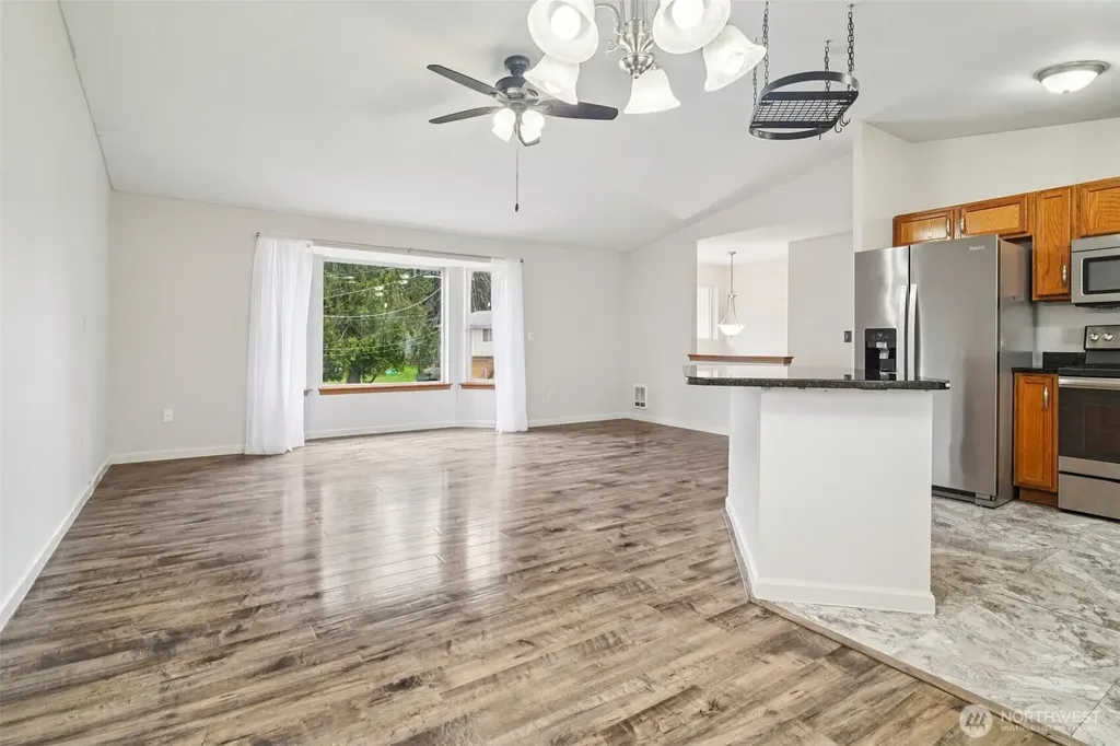 20414 Larita Drive E Bonney Lake WA 98391