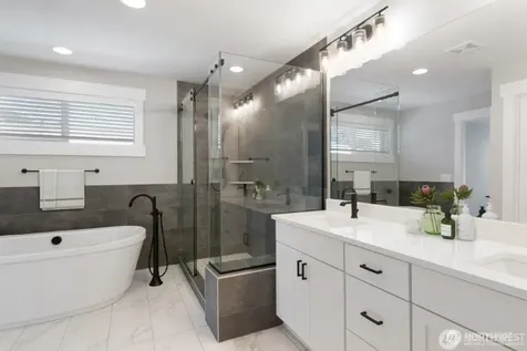 7544 S 129th Place Seattle WA 98178