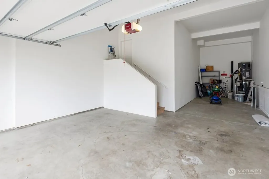 16431 Sylvester Road SW Burien WA 98166