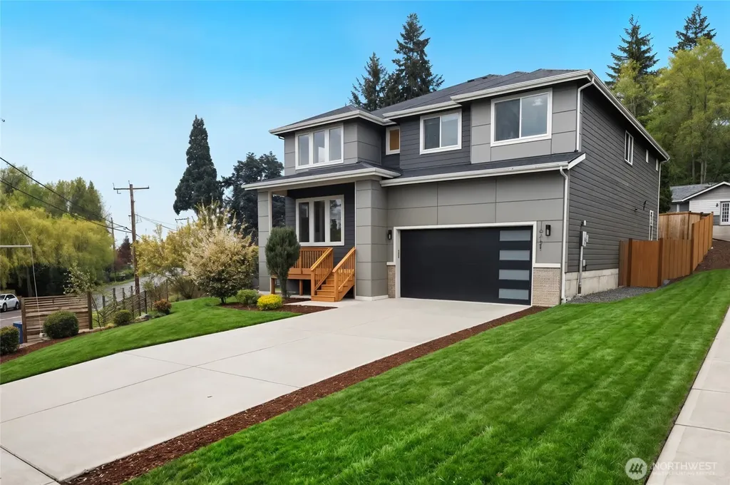 16431 Sylvester Road SW Burien WA 98166