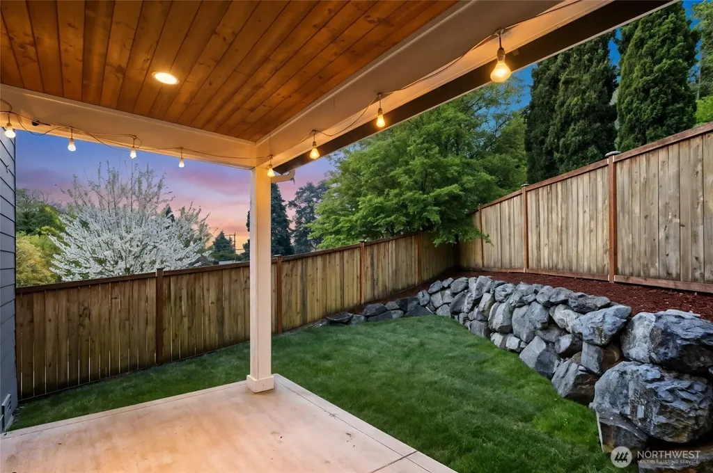 16431 Sylvester Road SW Burien WA 98166