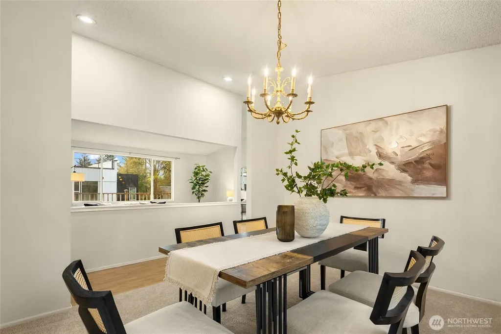 12511 37th Avenue NE Seattle WA 98125
