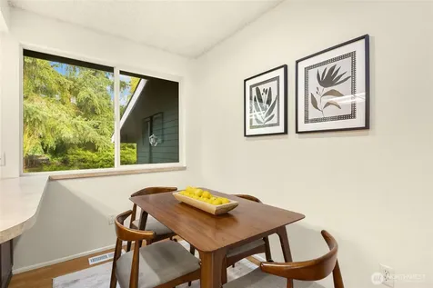 12511 37th Avenue NE Seattle WA 98125