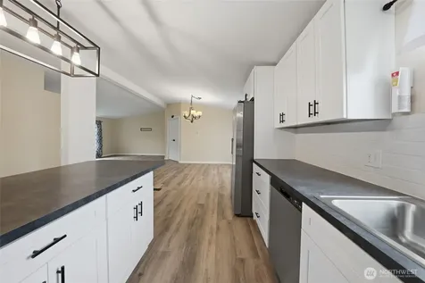 704 87th Avenue NE Lake Stevens WA 98258