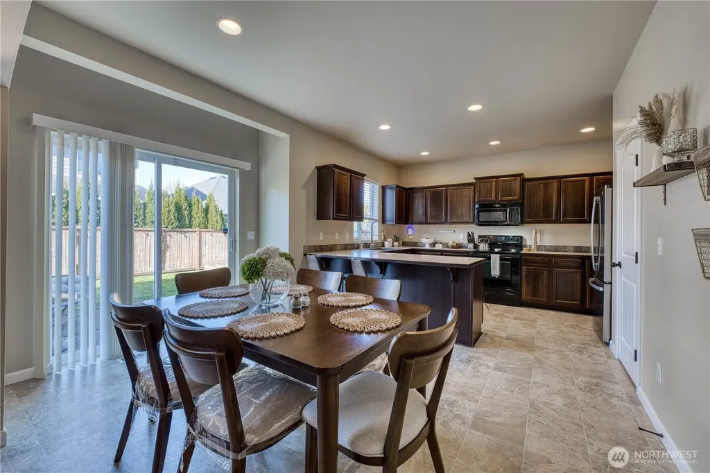 3523 181st Street E Tacoma WA 98446