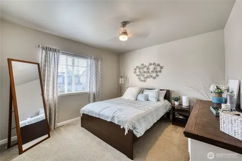 3523 181st Street E Tacoma WA 98446