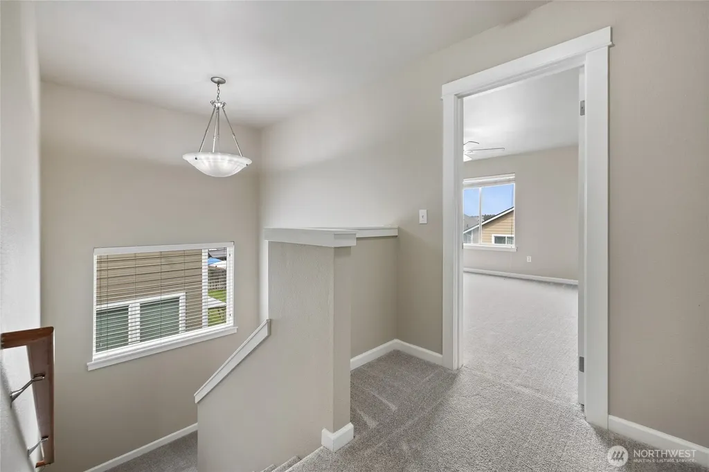 18623 111th Avenue E Puyallup WA 98374