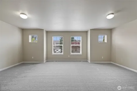 18623 111th Avenue E Puyallup WA 98374