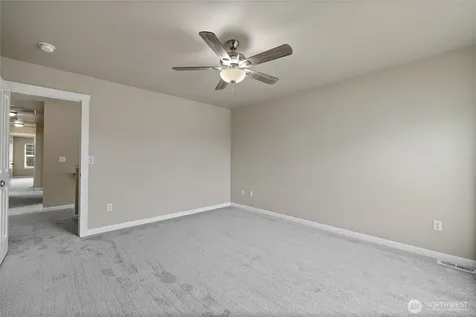 18623 111th Avenue E Puyallup WA 98374