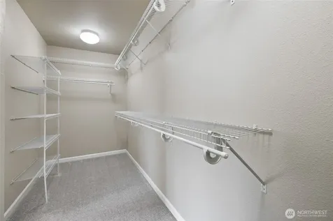 18623 111th Avenue E Puyallup WA 98374