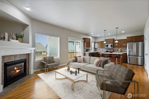 18623 111th Avenue E Puyallup WA 98374