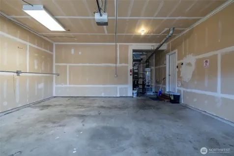 18623 111th Avenue E Puyallup WA 98374