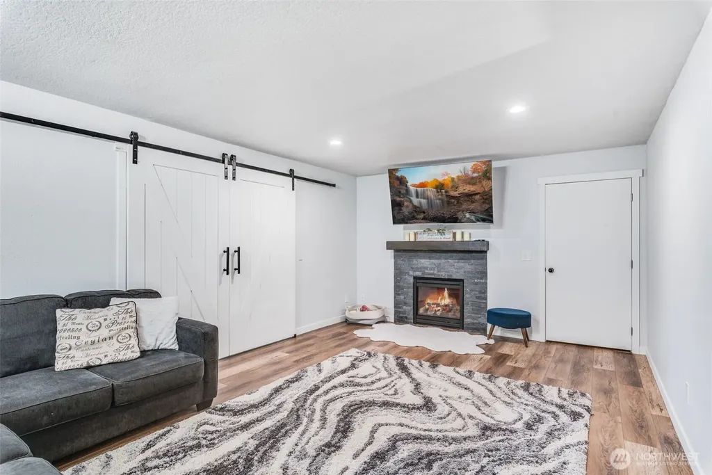 6301 36th Street SE Auburn WA 98092